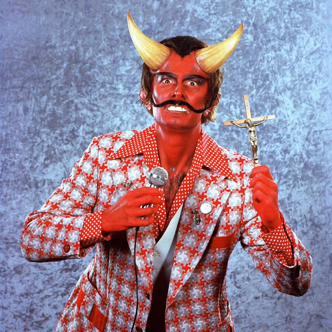 inscription 615008e17ffe847562ef06f151fa5b00a1e86da3e6b2d2054349c26b571c5826i2